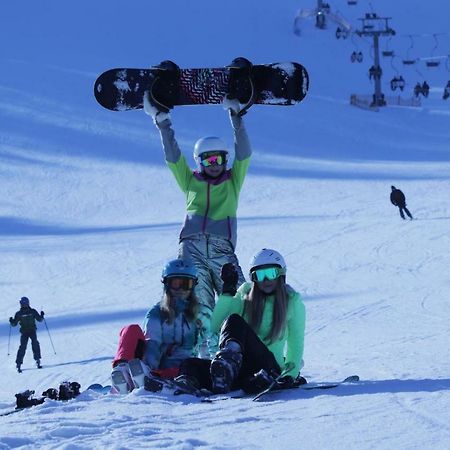 اوسترزوكي دولن Pensjonat Laworta Ski المظهر الخارجي الصورة