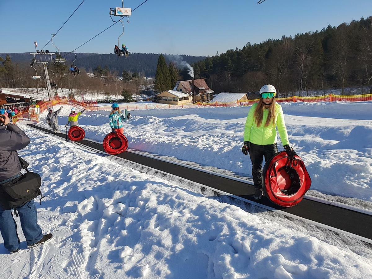 اوسترزوكي دولن Pensjonat Laworta Ski المظهر الخارجي الصورة